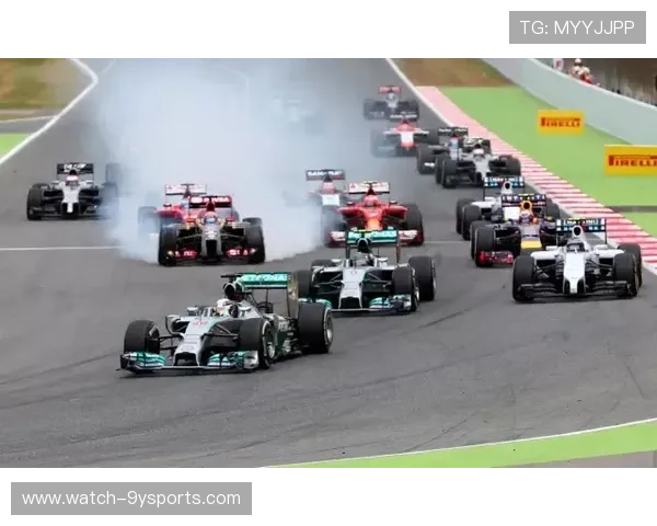 梅赛德斯赛车再掀争议，F1新赛季冠军争夺激烈升级